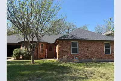 109 Colonial Heights, Sanger, TX 76266 - Photo 2