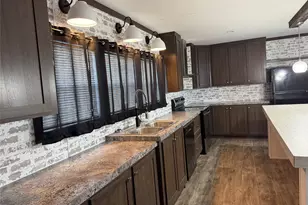 124 El Dorado St, Decatur, TX 76234 - Photo 12