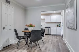 10211 Regal Oaks Dr, Dallas, TX 75230 - Photo 12