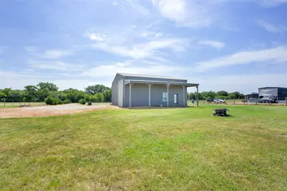 855 Buck Creek Road, Tioga, TX 76271 - Photo 24