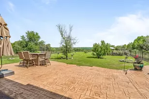 305 Blue Marlin Dr, Bluff Dale, TX 76433 - Photo 32