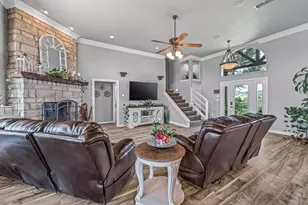 305 Blue Marlin Dr, Bluff Dale, TX 76433 - Photo 8