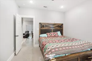 408 W Day St, Denison, TX 75020 - Photo 22