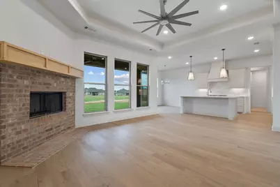 107 Moreland Street, Paradise, TX 76073 - Photo 4