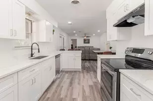 808 Gregory Ave, Bedford, TX 76022 - Photo 12