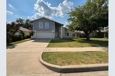 2113 Via Del Norte, Carrollton, TX 75006 - Photo 2