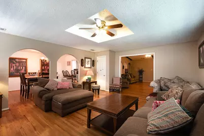 1315 Aldenwood Drive, Dallas, TX 75232 - Photo 2