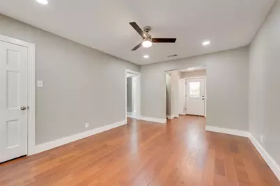 2512 Ryan Avenue, Fort Worth, TX 76110 - Photo 6