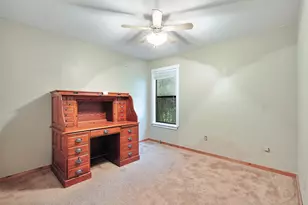 194 Oak Shadows Cv, Holly Lake Ranch, TX 75765 - Photo 18