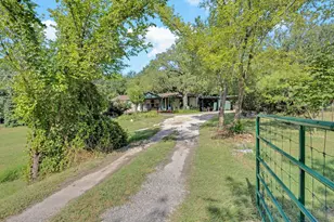 6624 Ice House Rd, Weatherford, TX 76085 - Photo 2