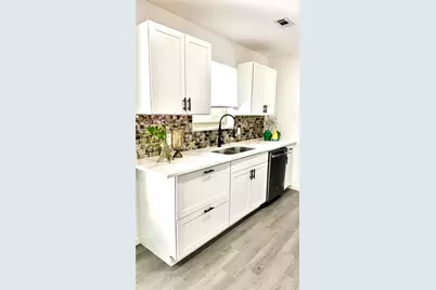 809 Milky Way, Garland, TX 75040 - Photo 10