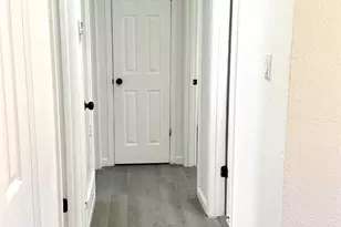 809 Milky Way, Garland, TX 75040 - Photo 6