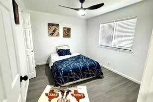 809 Milky Way, Garland, TX 75040 - Photo 34