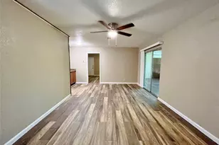 907 S Bowen Rd, Arlington, TX 76013 - Photo 1