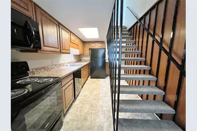 907 S Bowen Road, Arlington, TX 76013 - Photo 6