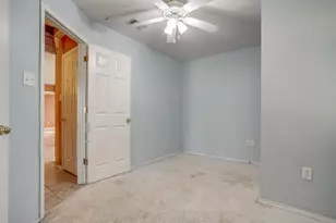 1907 Live Oak Cir, Azle, TX 76020 - Photo 18