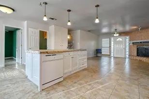 1907 Live Oak Cir, Azle, TX 76020 - Photo 6