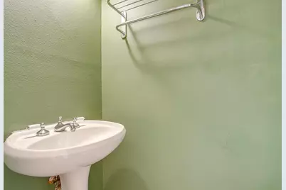 1907 Live Oak Circle, Azle, TX 76020 - Photo 22