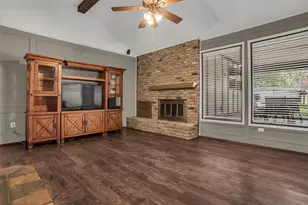 2500 High Oak Dr, Arlington, TX 76012 - Photo 16