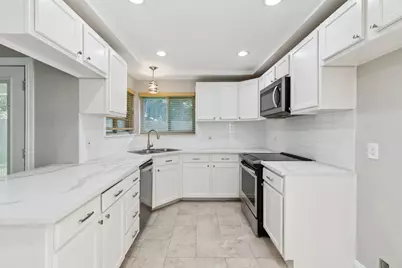 1402 Sonora Court, Arlington, TX 76012 - Photo 8