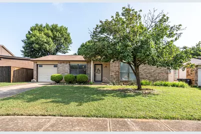 3736 Longmeadow Way, Fort Worth, TX 76133 - Photo 2