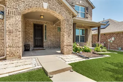2404 Marshbrook Drive, McKinney, TX 75071 - Photo 2
