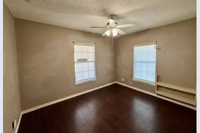 4900 Penrose Avenue, Fort Worth, TX 76116 - Photo 8