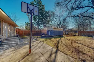 2702 Tolosa Dr, Dallas, TX 75228 - Photo 16