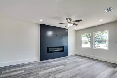 1802 3rd Street, Grand Prairie, TX 75051 - Photo 8