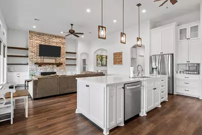 2205 Therese Drive, Waco, TX 76712 - Photo 8