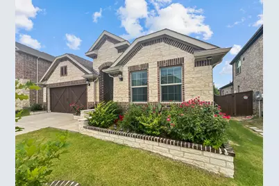 2012 Hollowcreek Trail, Lewisville, TX 75010 - Photo 2