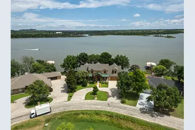 519 Islet Drive, Runaway Bay, TX 76426 - Photo 30