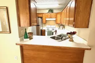 125 Johnson Ave, Burleson, TX 76028 - Photo 8