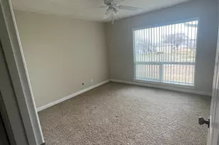 100 Harbor Dr, Runaway Bay, TX 76426 - Photo 10