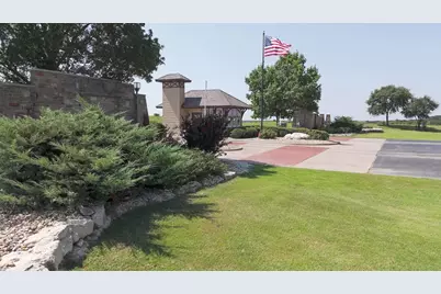 8638 Retreat Boulevard, Cleburne, TX 76033 - Photo 2