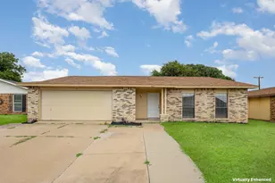 4425 Buckeye St, Fort Worth, TX 76137 - Photo 1