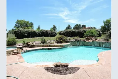 1025 Savannah Lane, Oak Ridge, TX 75142 - Photo 26