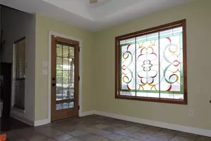 1025 Savannah Ln, Oak Ridge, TX 75142 - Photo 14