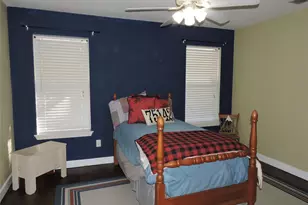 1025 Savannah Ln, Oak Ridge, TX 75142 - Photo 24