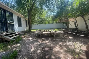 611 Crestside Dr, Duncanville, TX 75137 - Photo 36