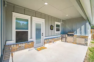 2219 Christine Dr, Granbury, TX 76048 - Photo 24