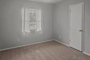 701 Idlewilde Dr, Lewisville, TX 75067 - Photo 8