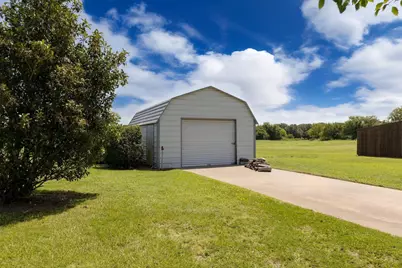10747 County Road 2326, Terrell, TX 75160 - Photo 32