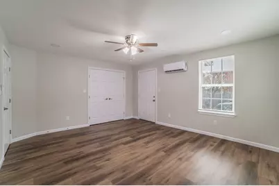 4901 Curzon Avenue #105, Fort Worth, TX 76107 - Photo 8