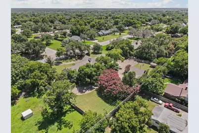 1204 W Westhill Drive, Cleburne, TX 76033 - Photo 38