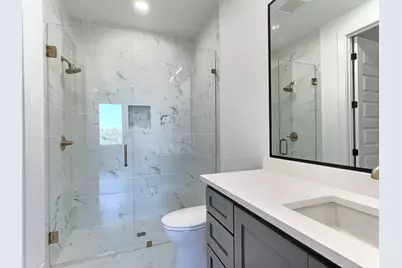 400 Vista Buena Trail, Fort Worth, TX 76111 - Photo 16