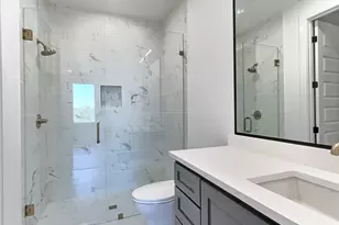 400 Vista Buena Trl, Fort Worth, TX 76111 - Photo 16