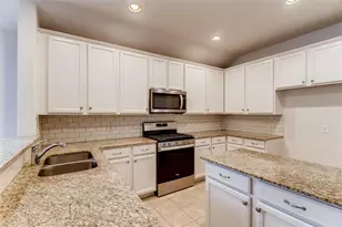 801 Hawk Valley Dr, Little Elm, TX 75068 - Photo 4