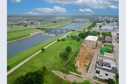 404 Vista Buena Trail, Fort Worth, TX 76111 - Photo 14