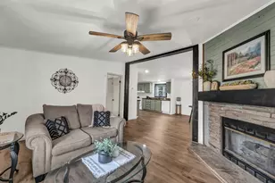 221 Briar Oaks Dr, Azle, TX 76020 - Photo 6